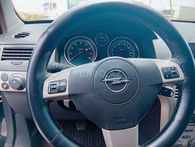 Opel Astra 2007, 203,000 km - 1.6 l - Bakı