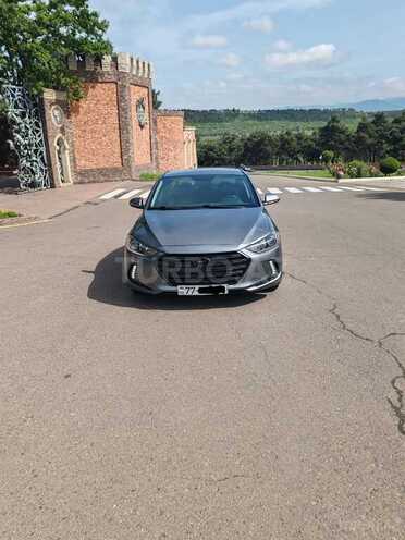 Hyundai Elantra 2017, 175,418 km - 2.0 л - Tovuz