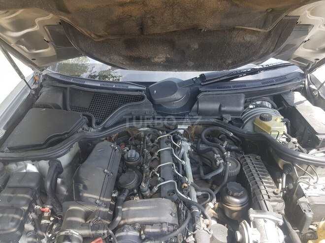 Mercedes E 220 d 2002, 280,000 km - 2.2 l - Gəncə