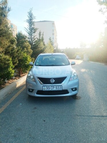 Nissan Sunny-1