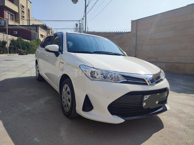 Toyota Corolla Fielder 2019, 100,000 km - 1.5 л - Bakı