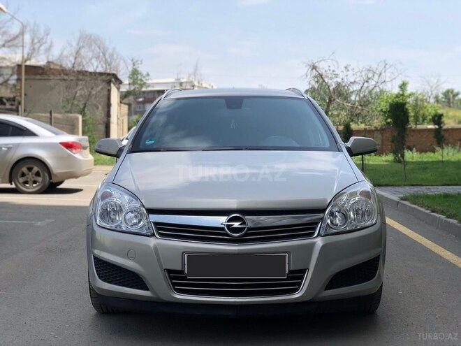 Opel Astra 2007, 256,670 km - 1.4 l - Gəncə