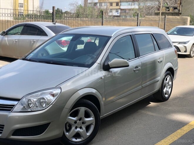 Opel Astra 2007, 256,670 km - 1.4 l - Gəncə