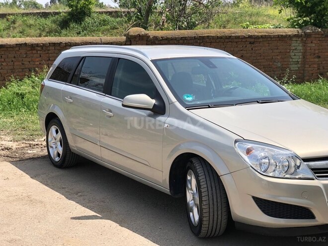 Opel Astra 2007, 256,670 km - 1.4 l - Gəncə