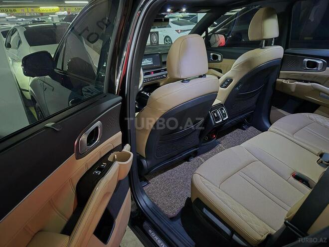 Kia Sorento-11