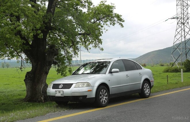 Volkswagen Passat 2002, 307,000 km - 1.8 l - Bakı