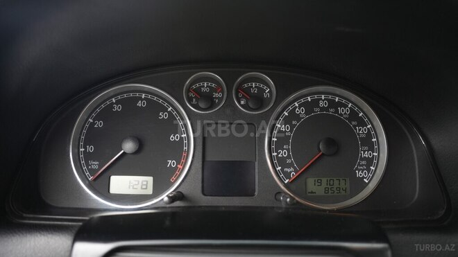 Volkswagen Passat 2002, 307,000 km - 1.8 l - Bakı
