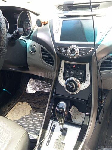Hyundai Elantra 2012, 257,495 km - 1.8 l - Xaçmaz