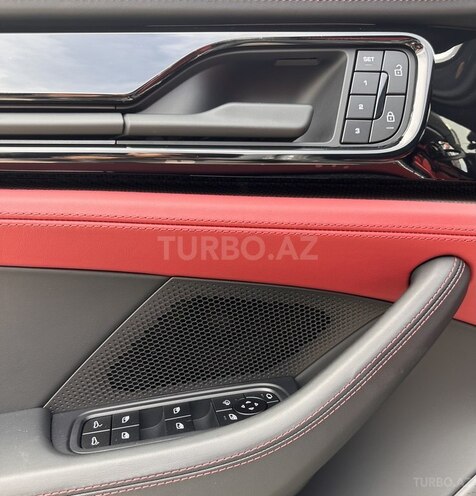 Porsche Panamera GTS-14