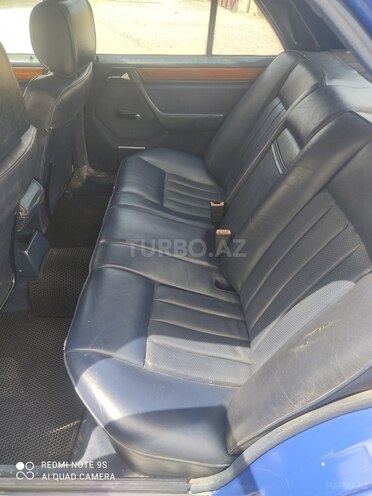 Mercedes E 230 1995, 410,000 km - 2.3 l - Bakı
