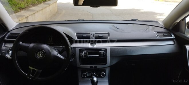 Volkswagen Passat 2011, 451,000 km - 1.8 л - Quba