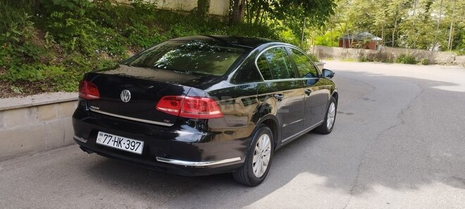 Volkswagen Passat 2011, 451,000 km - 1.8 л - Quba