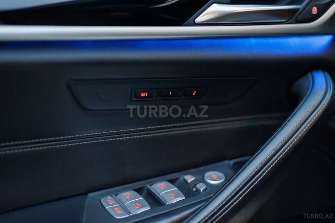 BMW 520 2019, 100,000 km - 2.0 l - Bakı