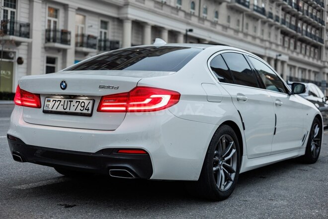 BMW 520 2019, 100,000 km - 2.0 l - Bakı