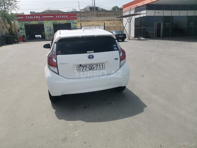 Toyota Aqua 2017, 100,000 km - 1.5 l - Bakı