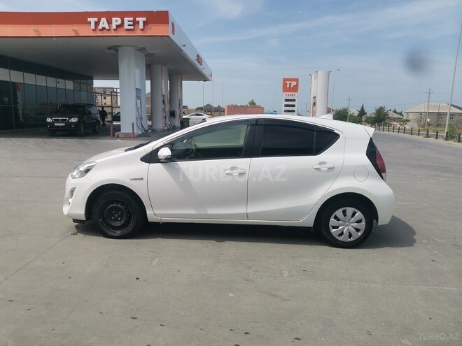 Toyota Aqua 2017, 100,000 km - 1.5 l - Bakı