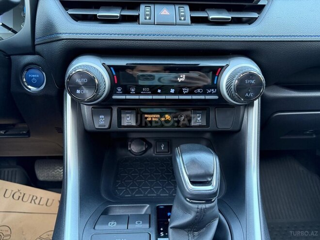 Toyota RAV4 2022, 13,600 km - 2.5 l - Bakı