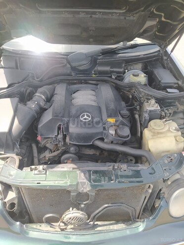 Mercedes E 280 2000, 438,755 km - 2.8 l - Lənkəran