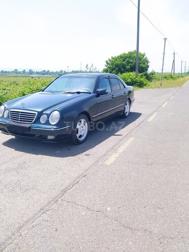 Mercedes E 280 2000, 438,755 km - 2.8 l - Lənkəran