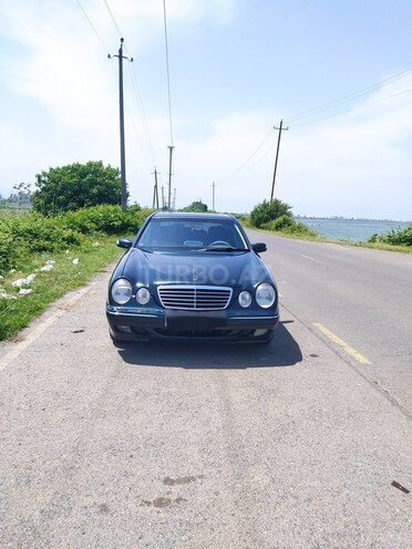 Mercedes E 280 2000, 438,755 km - 2.8 l - Lənkəran