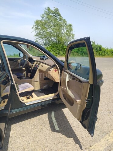 Mercedes E 280 2000, 438,755 km - 2.8 l - Lənkəran