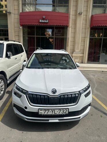 Skoda Kamiq 2023, 62,000 km - 1.6 л - Bakı