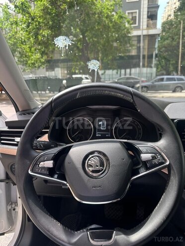 Skoda Kamiq 2023, 62,000 km - 1.6 л - Bakı