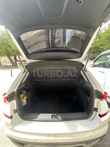 Skoda Kamiq 2023, 62,000 km - 1.6 л - Bakı