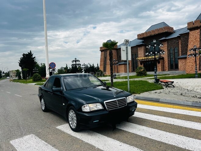 Mercedes C 200 1998, 290,000 km - 2.0 l - Tovuz