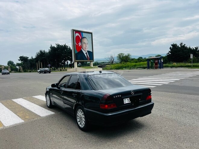 Mercedes C 200 1998, 290,000 km - 2.0 l - Tovuz
