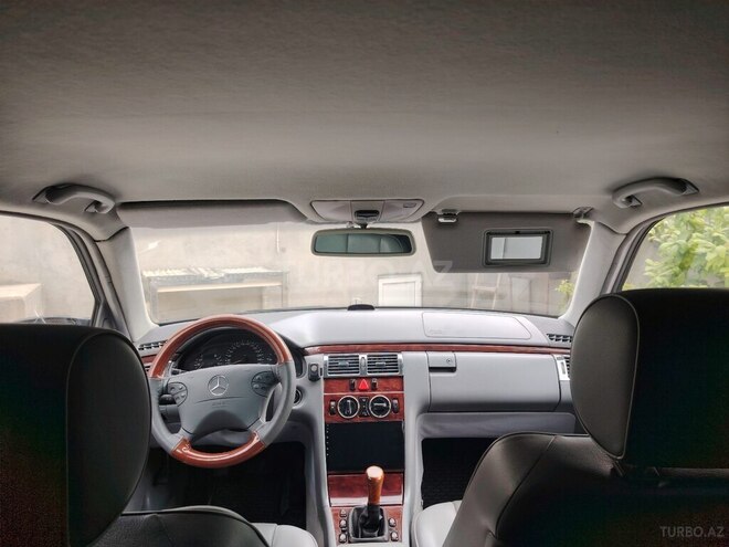 Mercedes E 220 d 2001, 350,000 km - 2.2 л - Bakı