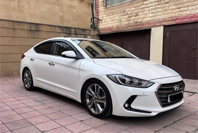 Hyundai Avante 2016, 223,700 km - 1.6 л - Bakı