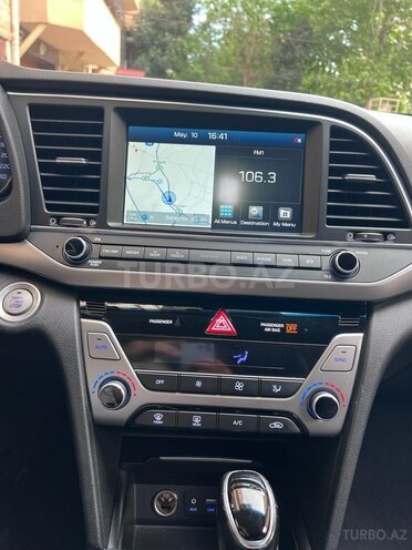 Hyundai Avante 2016, 223,700 km - 1.6 л - Bakı