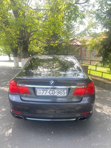 BMW 750 2009, 247,000 km - 4.4 l - Zaqatala
