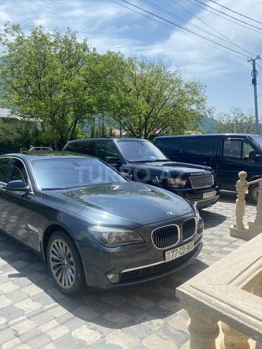 BMW 750 2009, 247,000 km - 4.4 l - Zaqatala