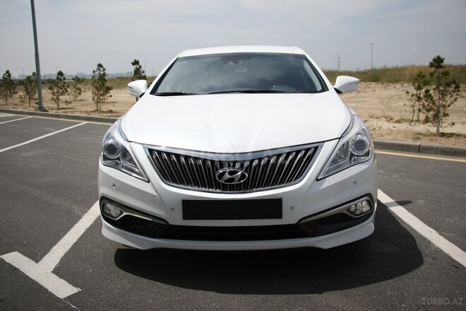 Hyundai Grandeur 2016, 235,641 km - 2.2 л - Bakı