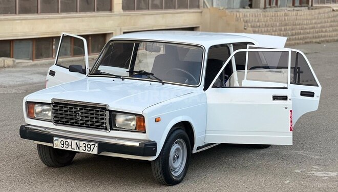 LADA (VAZ) 2107 2009, 95,000 km - 1.6 л - Gəncə