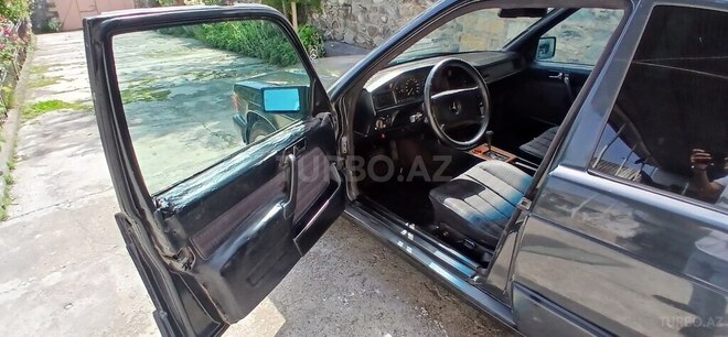 Mercedes 190 1990, 417,000 km - 2.0 л - Şəki