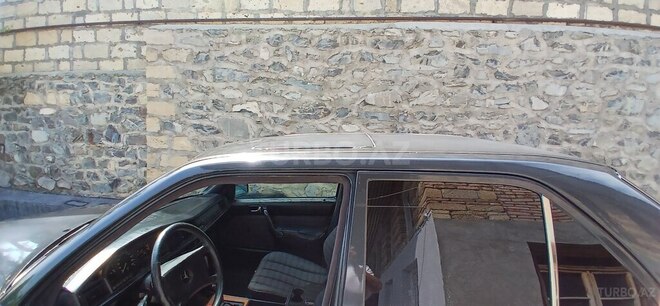 Mercedes 190 1990, 417,000 km - 2.0 л - Şəki