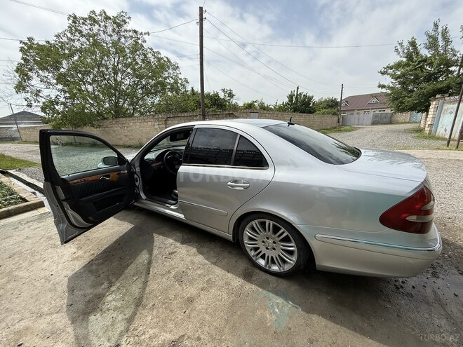 Mercedes E 240 2002, 360,000 km - 2.6 l - Bakı