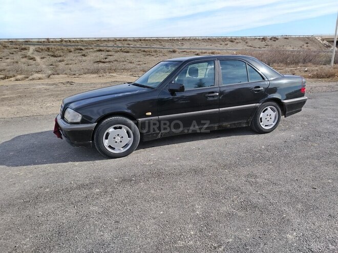Mercedes C 180 1999, 300,000 km - 1.8 л - Sumqayıt