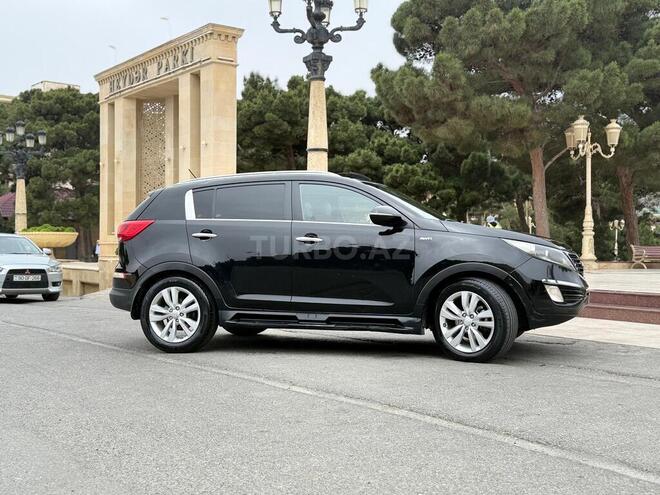 Kia Sportage 2011, 329,000 km - 2.0 l - Bakı