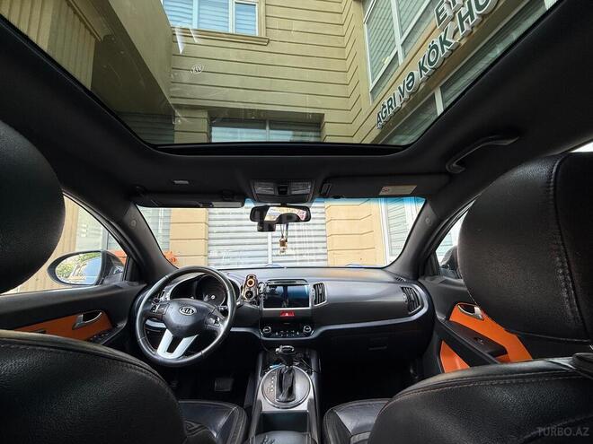 Kia Sportage 2011, 329,000 km - 2.0 l - Bakı