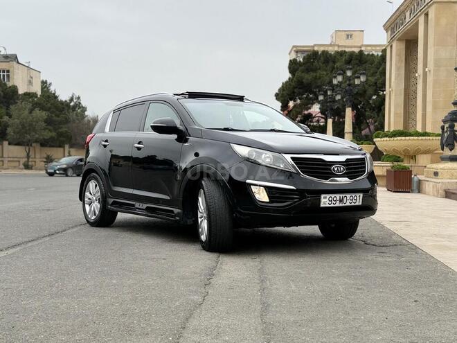 Kia Sportage 2011, 329,000 km - 2.0 l - Bakı