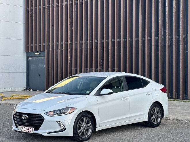 Hyundai Elantra-7