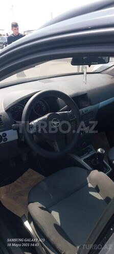Opel Astra 2005, 218,000 km - 1.3 l - Göyçay