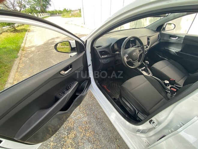 Hyundai Accent 2021, 80,000 km - 1.6 l - Sumqayıt