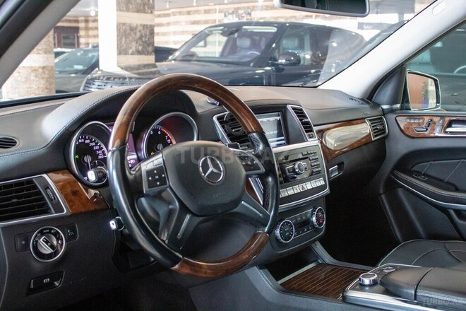 Mercedes GL 500 4MATIC 2014, 198,000 km - 4.7 l - Bakı