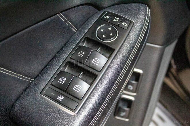 Mercedes GL 500 4MATIC 2014, 198,000 km - 4.7 l - Bakı
