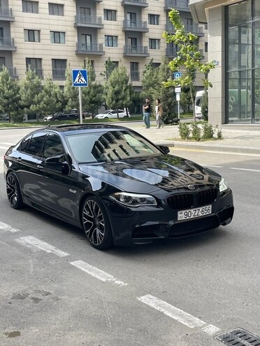 BMW 528-2